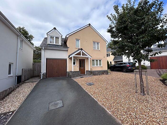 4 Bedroom Detached House For Sale In Coed Y Brenin, Llantilio Pertholey, NP7
