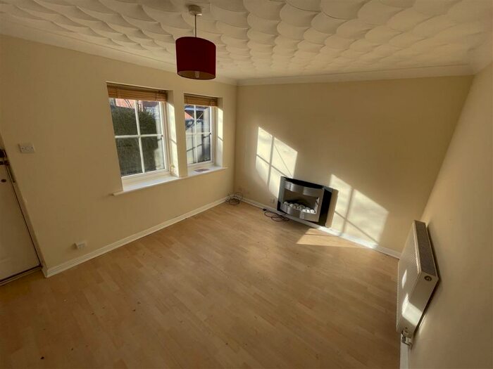 2 Bedroom End Of Terrace House To Rent In Marlow Court, Adlington, PR7