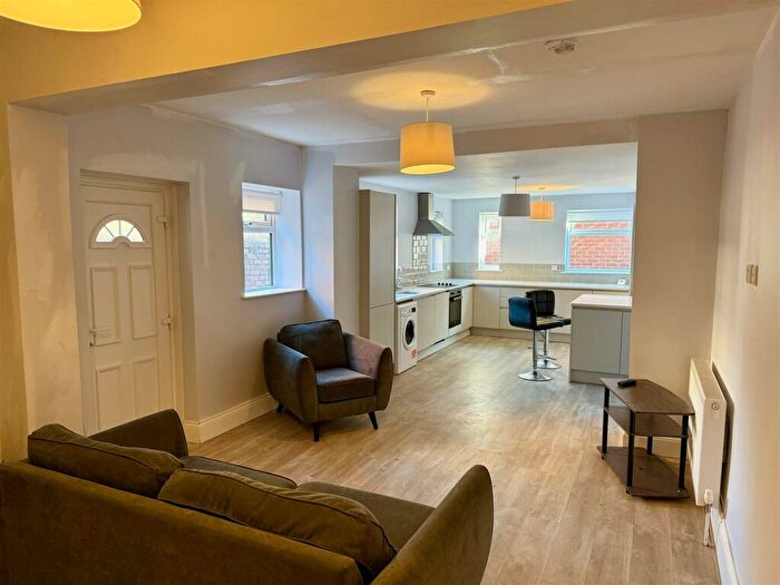 2 Bedroom Apartment To Rent In Manor House Road, Jesmond, NE2