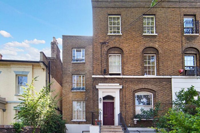 1 Bedroom Flat For Sale In Asylum Road, London, SE15
