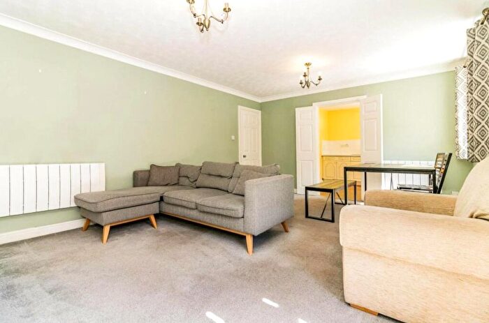 2 Bedroom Property To Rent In King's Cross Road, London, WC1X