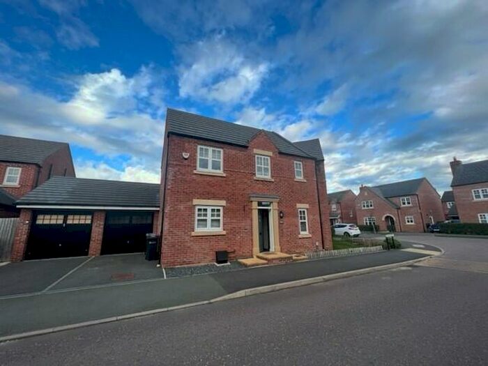 3 Bedroom Semi-Detached House To Rent In Telford Road, Winnington, CW8