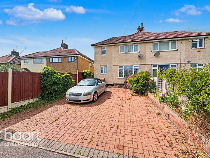 4 Bedroom Semi-Detached House For Sale In Chelmer Road, Chelmsford, CM2