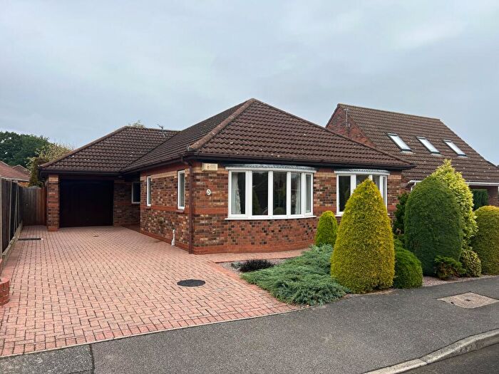 3 Bedroom Detached Bungalow For Sale In Camargue Avenue, Waltham, DN37