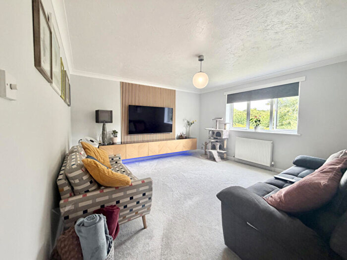 2 Bedroom Apartment For Sale In Surrey Road, BH12