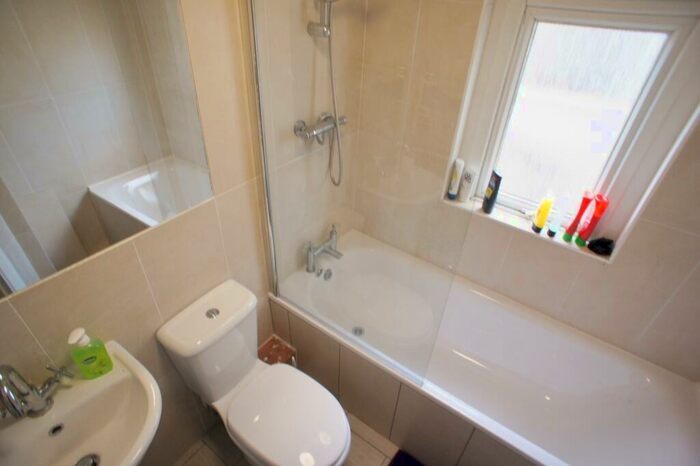 7 Bedroom Terraced House To Rent In Lisvane Street, Cathays, CF24