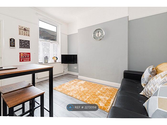 5 Bedroom Terraced House To Rent In Empress Road, Kensington, Liverpool, L7