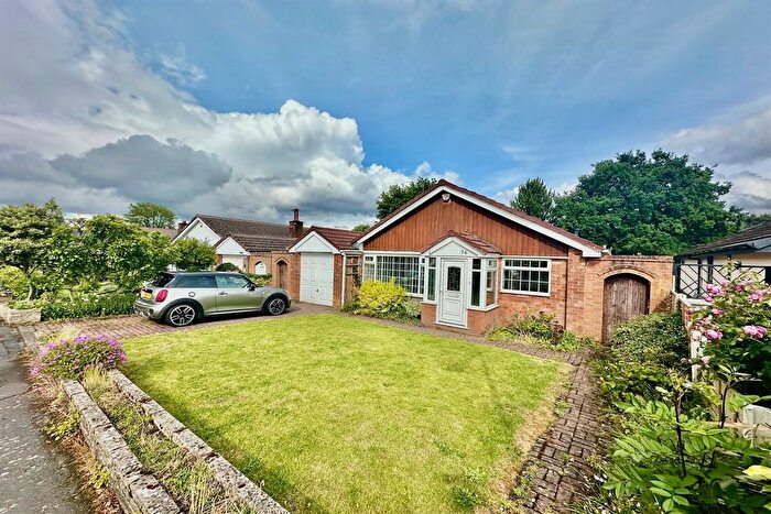 3 Bedroom Detached Bungalow To Rent In Melrose Crescent, Hale Barns, WA15
