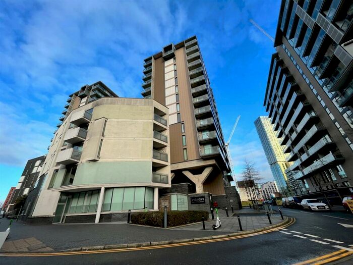2 Bedroom Apartment To Rent In Spectrum, Block, Blackfriars Road, M3