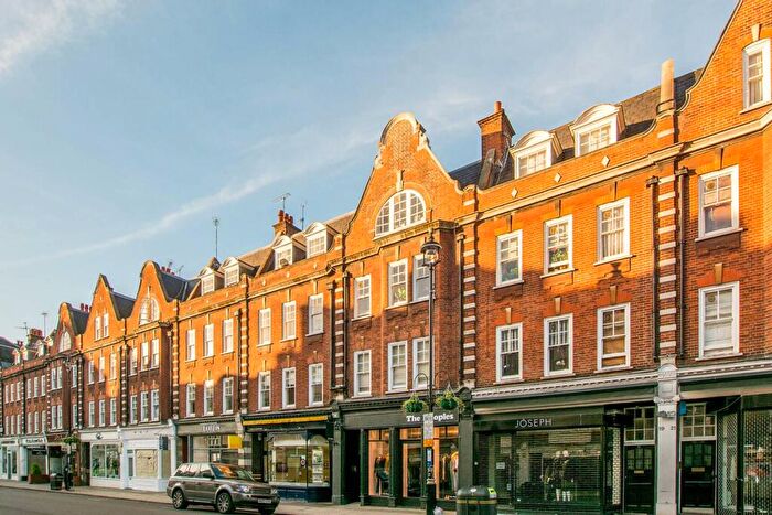 Studio To Rent In St Johns Wood High Street, St John's Wood, London, NW8