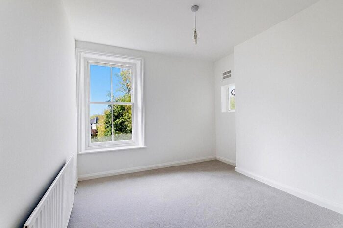 1 Bedroom Apartment To Rent In Ewell Road, Surbiton, KT6