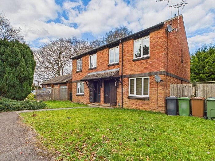 1 Bedroom Flat To Rent In Ruskin Close, Black Dam, Basingstoke, RG21