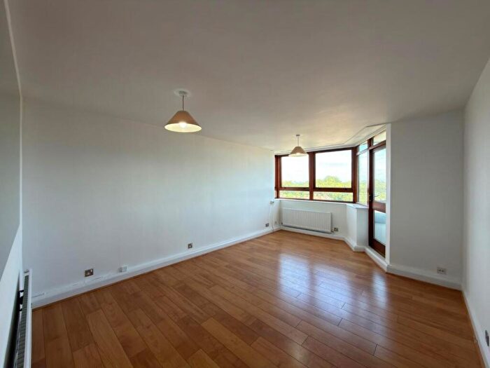 1 Bedroom Flat For Sale In Flat Chelsfield Point, Penshurst Road, Hackney, London, E9 - Photo 3