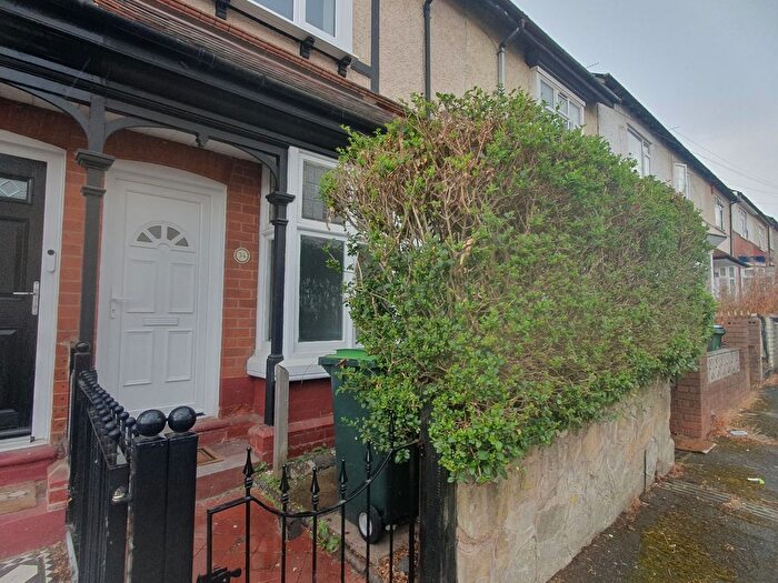 2 Bedroom Terraced House To Rent In Linden Road, Smethwick, B66