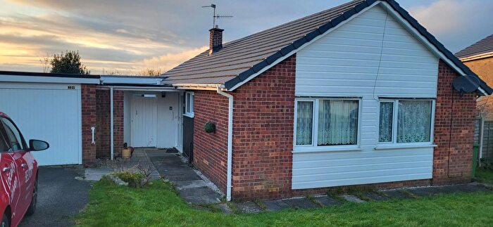 4 Bedroom Detached Bungalow To Rent In Hillside View, Brierfield, Nelson, BB9