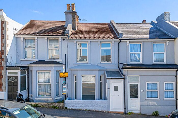 3 Bedroom Terraced House For Sale In Mount Pleasant Road, Hastings, TN34