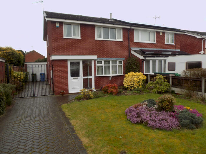 3 Bedroom Semi-Detached House To Rent In Inglemere Close, Worksop, S81