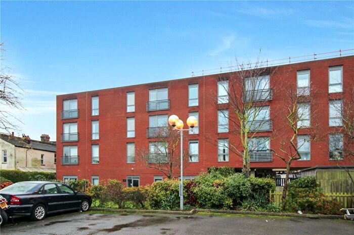 1 Bedroom Apartment To Rent In Southchurch Road, Southend-on-Sea, Essex, SS1