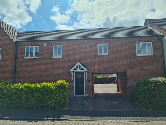 2 Bedroom Maisonette To Rent In Parnell Avenue, Lichfield, Staffordshire, WS13