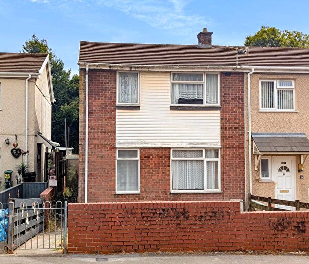 3 Bedroom End Of Terrace House For Sale In Isgraig, Burry Port, SA16