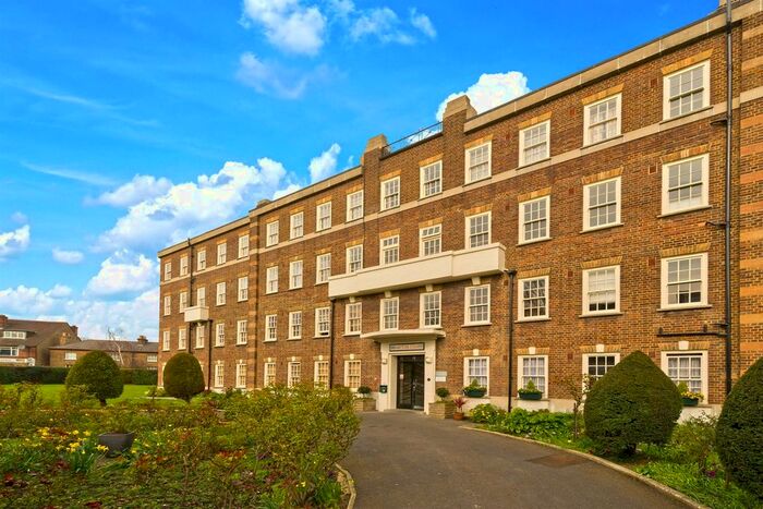 1 Bedroom Flat To Rent In Brampton Court, Brampton Grove, Hendon, NW4