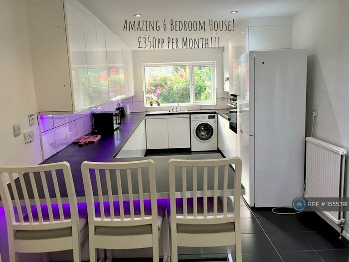 6 Bedroom Semi-Detached House To Rent In Priest Avenue, Canterbury, CT2