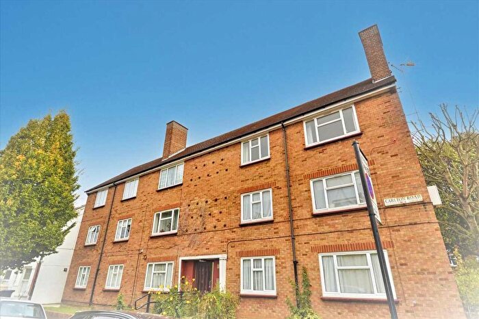 1 Bedroom Flat To Rent In Carlton Road, Chiswick, Chiswick, W4