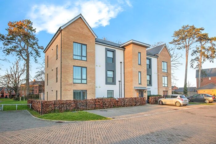 2 Bedroom Flat For Sale In Eden Drive, Colchester, CO4