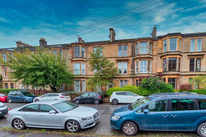 2 Bedroom Flat To Rent In Leslie Street, Pollockshields, Glasgow, G41
