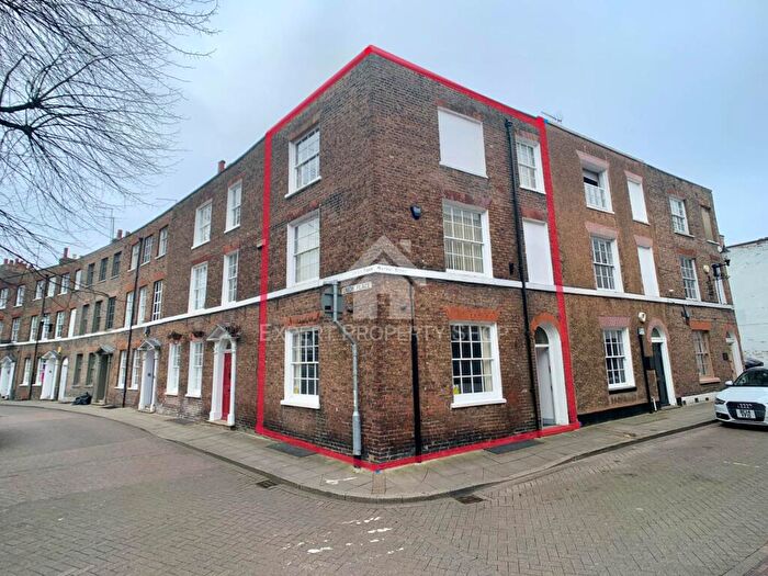3 Bedroom Mews For Sale In Market Street, Wisbech, PE13