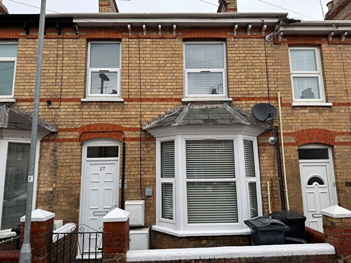 2 Bedroom Flat To Rent In Stephen Street, Taunton, TA1