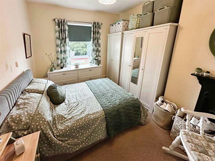 3 Bedroom Terraced House For Sale In West Auckland Road, Darlington, DL3