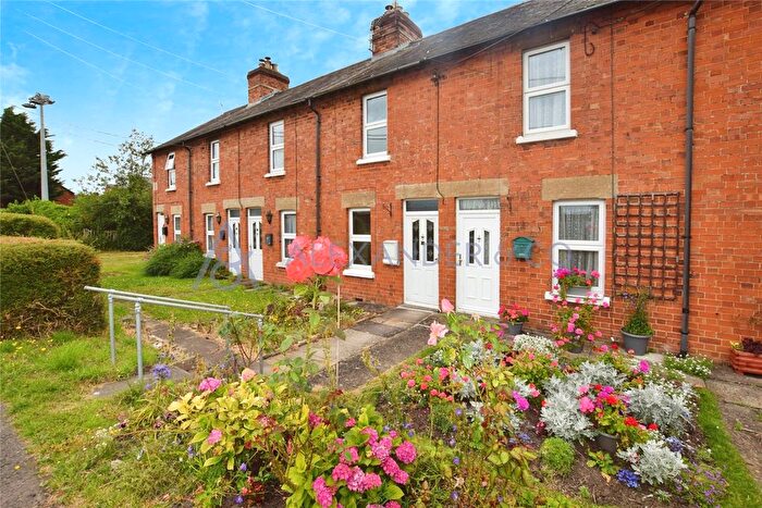 2 Bedroom Terraced House To Rent In Alchester Terrace, Bicester, Oxfordshire, OX26