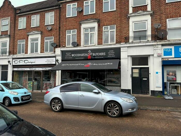 2 Bedroom Flat To Rent In Western Parade, Reigate, RH2