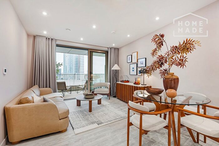2 Bedroom Flat To Rent In Coppermaker Square, Stratford, E20