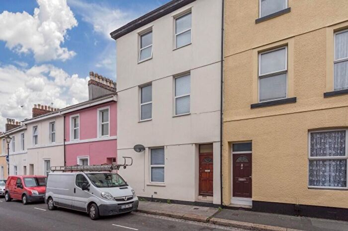 7 Bedroom Terraced House For Sale In Clifton Place, Greenbank, Plymouth. Bedroom Investment., PL4