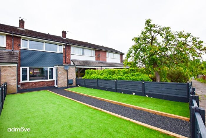 2 Bedroom Terraced House For Sale In Field Walk, Partington, M31