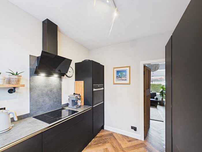 3 Bedroom Terraced House For Sale In James Reckitt Avenue, Hull, HU8