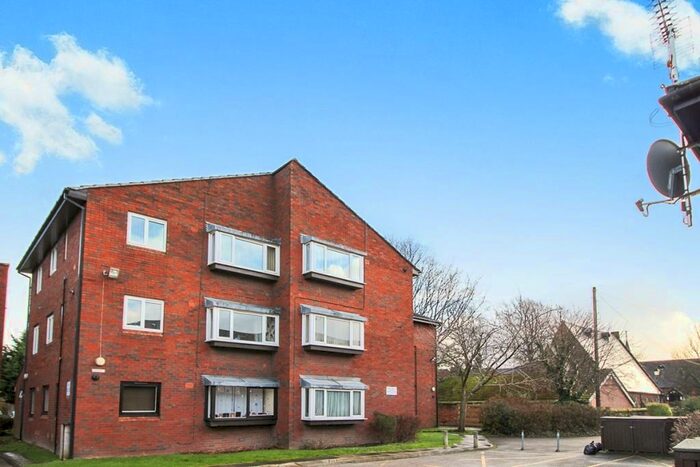 2 Bedroom Apartment To Rent In Montrose Court, Chester, CH4