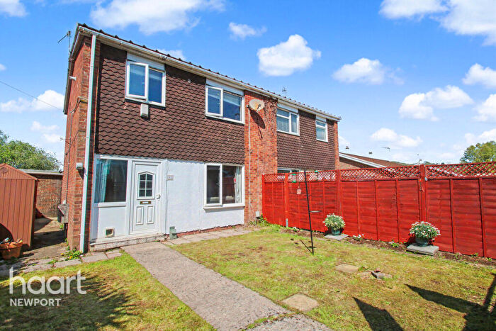 3 Bedroom Semi-Detached House For Sale In Stockton Close, Newport, NP19