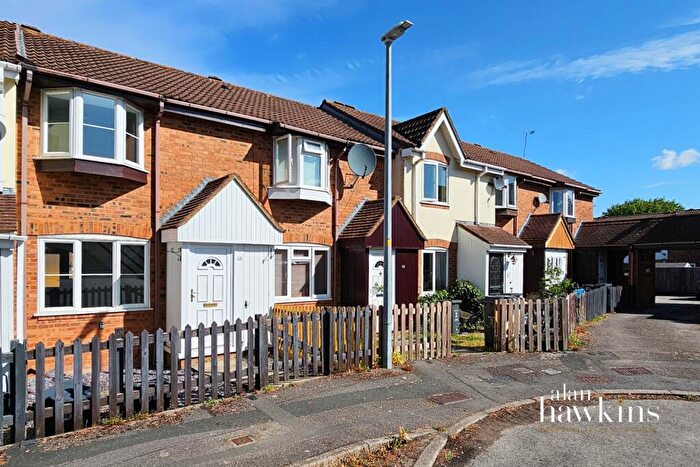 2 Bedroom Terraced House To Rent In Kimbolton Close, Freshbrook, SN5