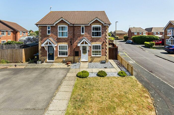 2 Bedroom Semi-Detached House For Sale In Brunstock Beck, Didcot, OX11