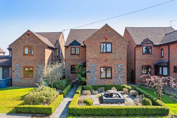 4 Bedroom Detached House For Sale In Chinnor Road, Bledlow, HP27