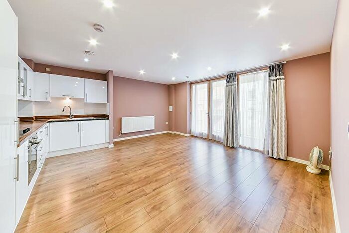 2 Bedroom Apartment To Rent In Compass House, Raine Street, London, E1W
