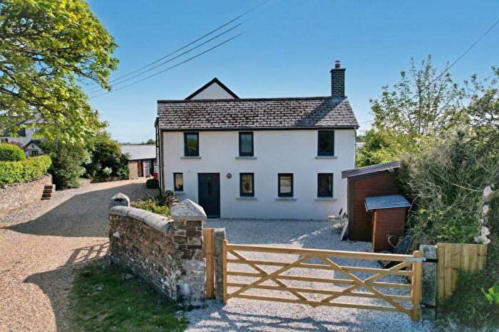 2 Bedroom Cottage For Sale In Higher Southcott, Southcott, Okehampton, EX20