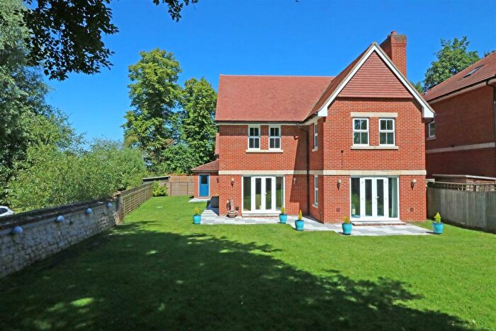 4 Bedroom Detached House For Sale In Thame, Oxfordshire, OX9