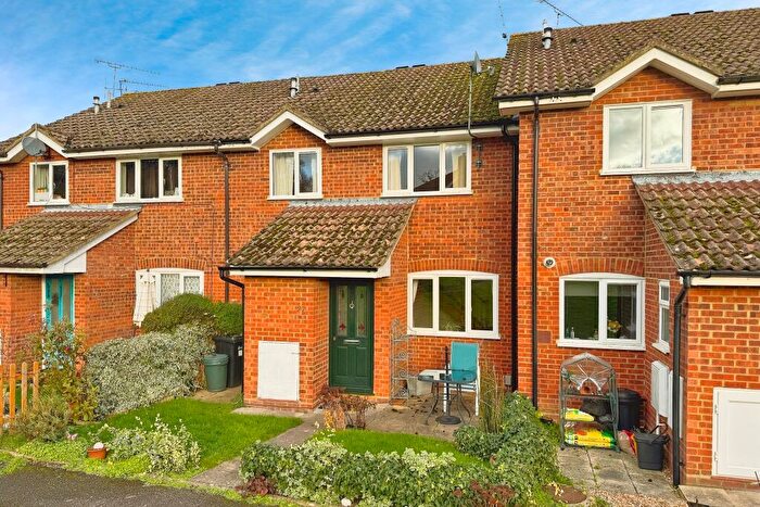 2 Bedroom Terraced House To Rent In Cumberland Way, Wokingham, RG41