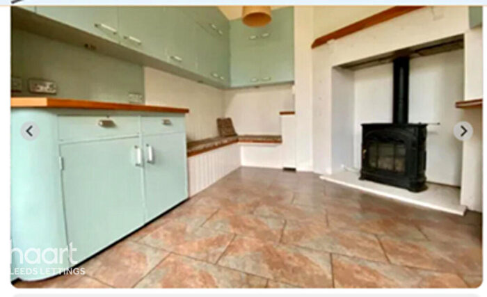 6 Bedroom Detached House To Rent In Botham Hall Road, Huddersfield, HD3