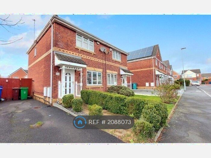 3 Bedroom Semi-Detached House To Rent In Chendre Road, Manchester, M9