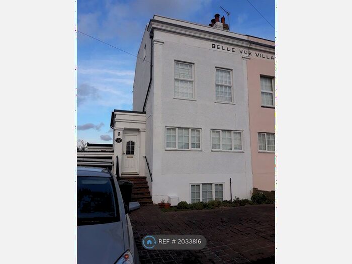 5 Bedroom Semi-Detached House To Rent In Dartford Road, Dartford, DA1